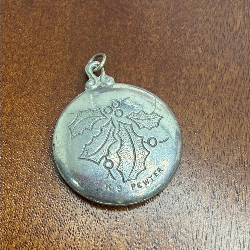 Lenox Kirk Stieff Holiday Holly Pewter Pendant